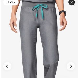 Figs Livingston Basic Scrub Pants